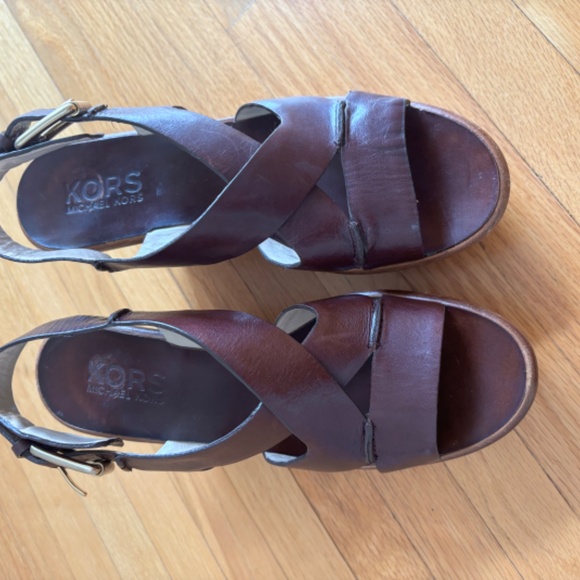 Michael Kors wedges - Picture 2 of 3